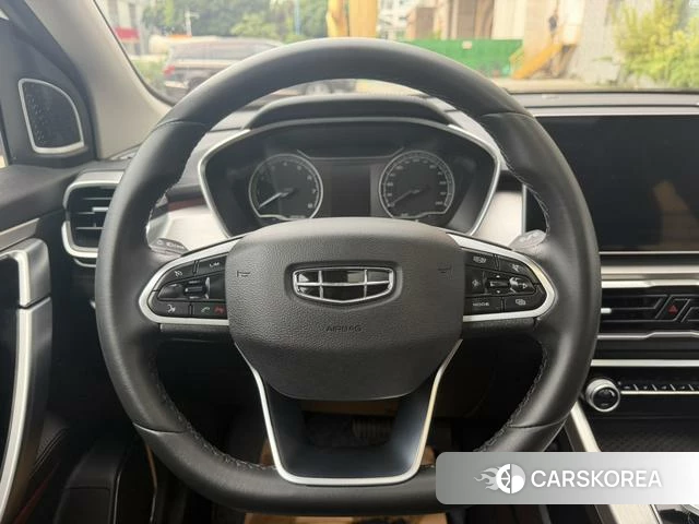Geely Automobile Binyue 2022 Белый из Китая, фото 6