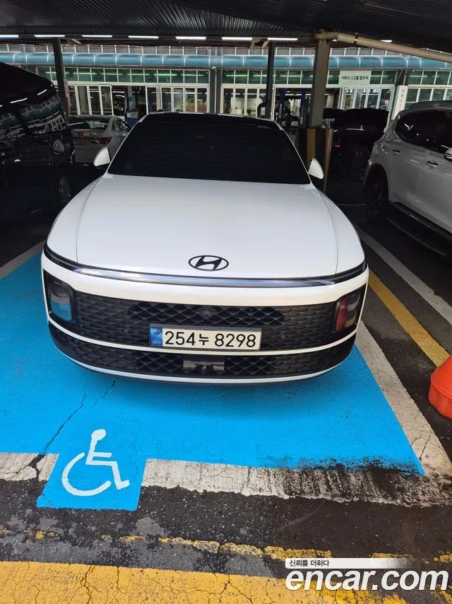 Hyundai Grandeur Hybrid (GN7) 2023 Белый из Кореи, фото 6