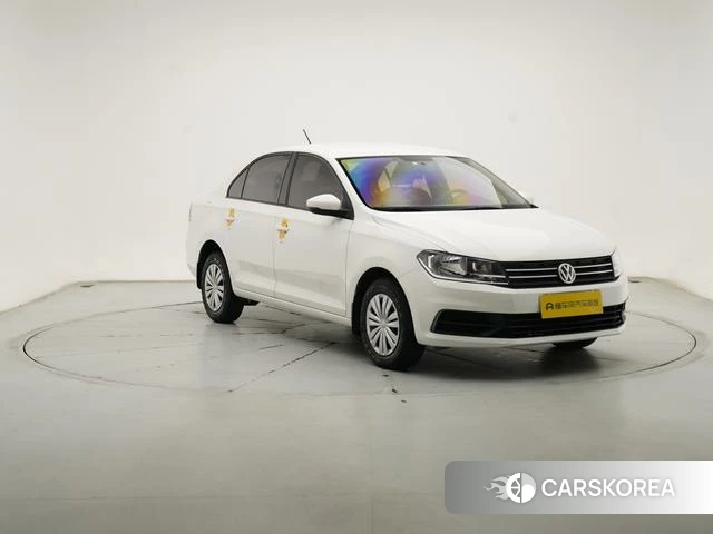 Volkswagen Santana 2022 Белый из Китая, фото 6