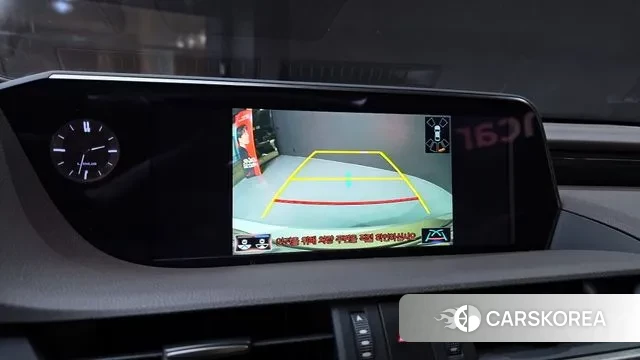 Lexus ES300h 7th generation 2021 Белый из Кореи, фото 6