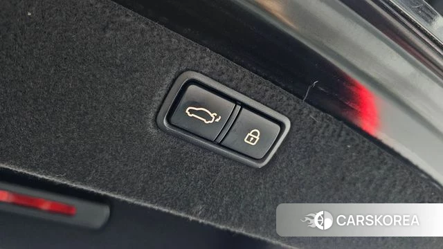Genesis G80 2018 Черный из Кореи, фото 6