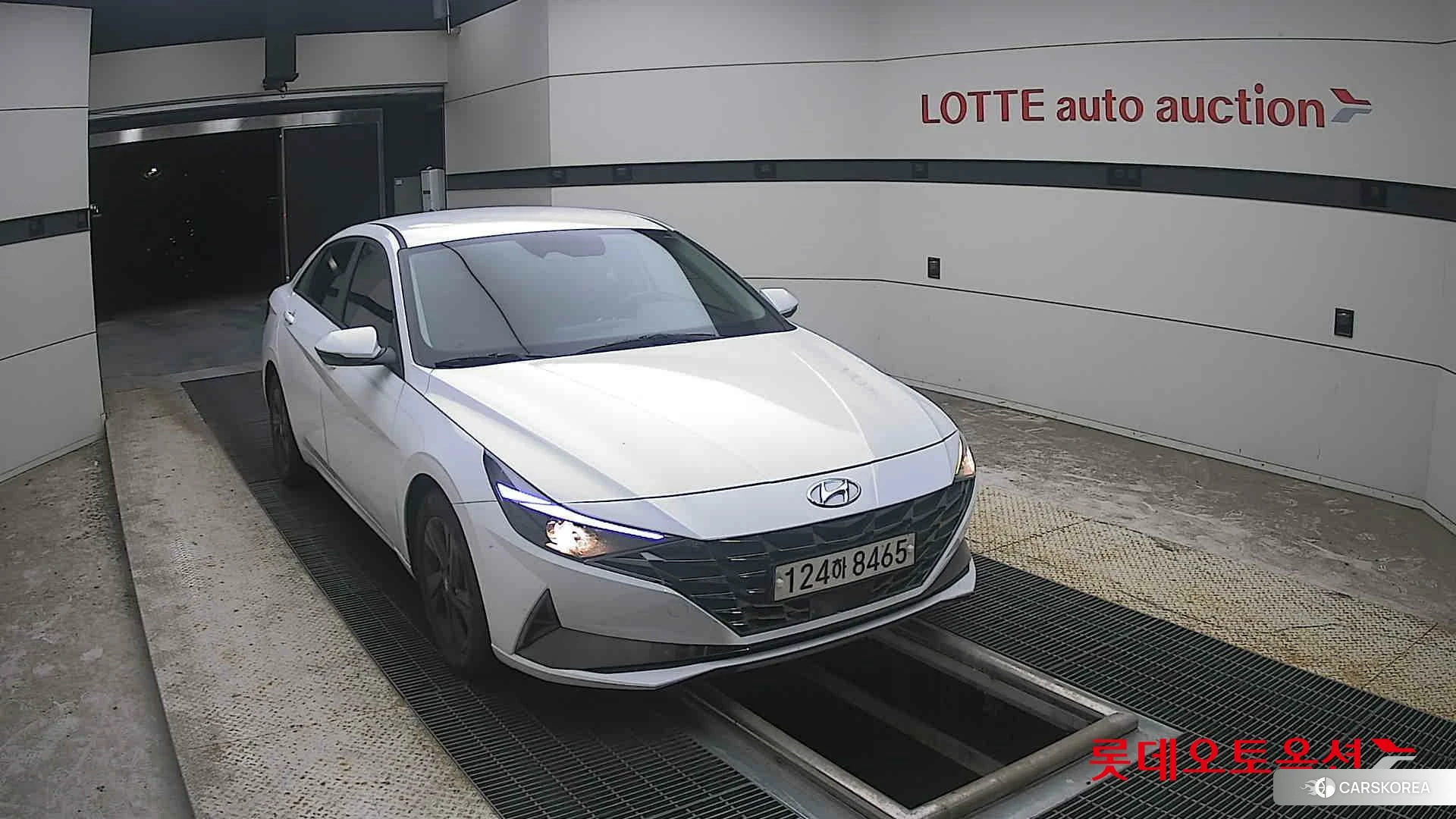 Hyundai Avante Hybrid 2022 Polar White из Кореи, фото 6