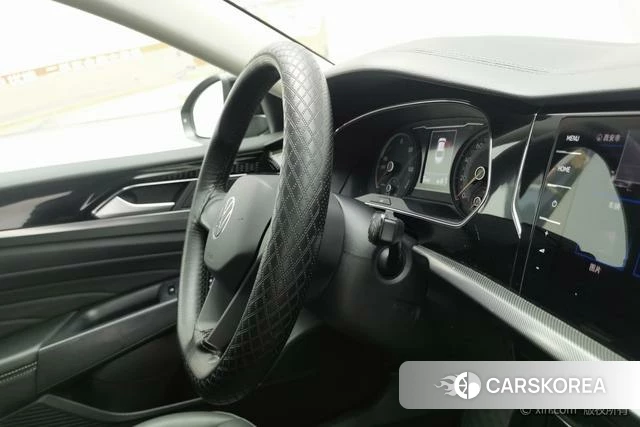Volkswagen Passat PHEV 2022 Черный из Китая, фото 6