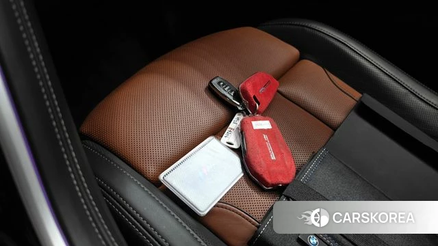 BMW 8 Series (G15) 2022 Серый из Кореи, фото 6