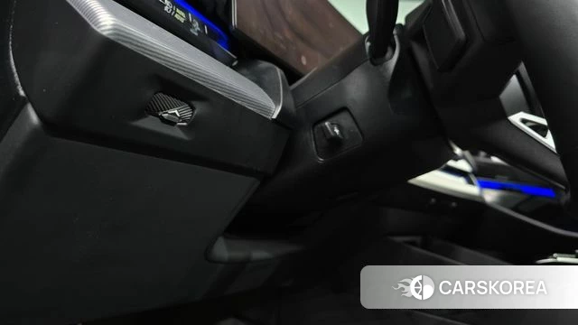 BMW 5 Series (G60) 2024 Серый из Кореи, фото 6