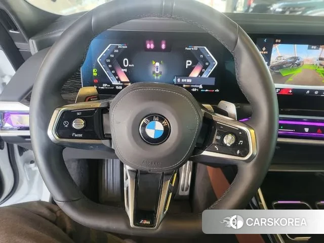 BMW 7 Series (G70) 2025 Белый из Кореи, фото 6