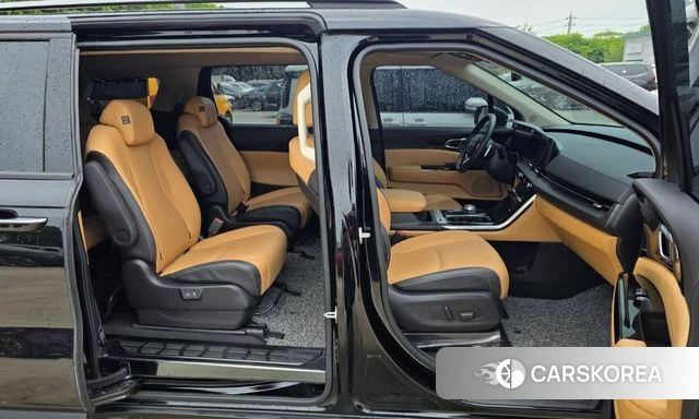 Kia Carnival 4th generation 2023 Черный из Кореи, фото 6