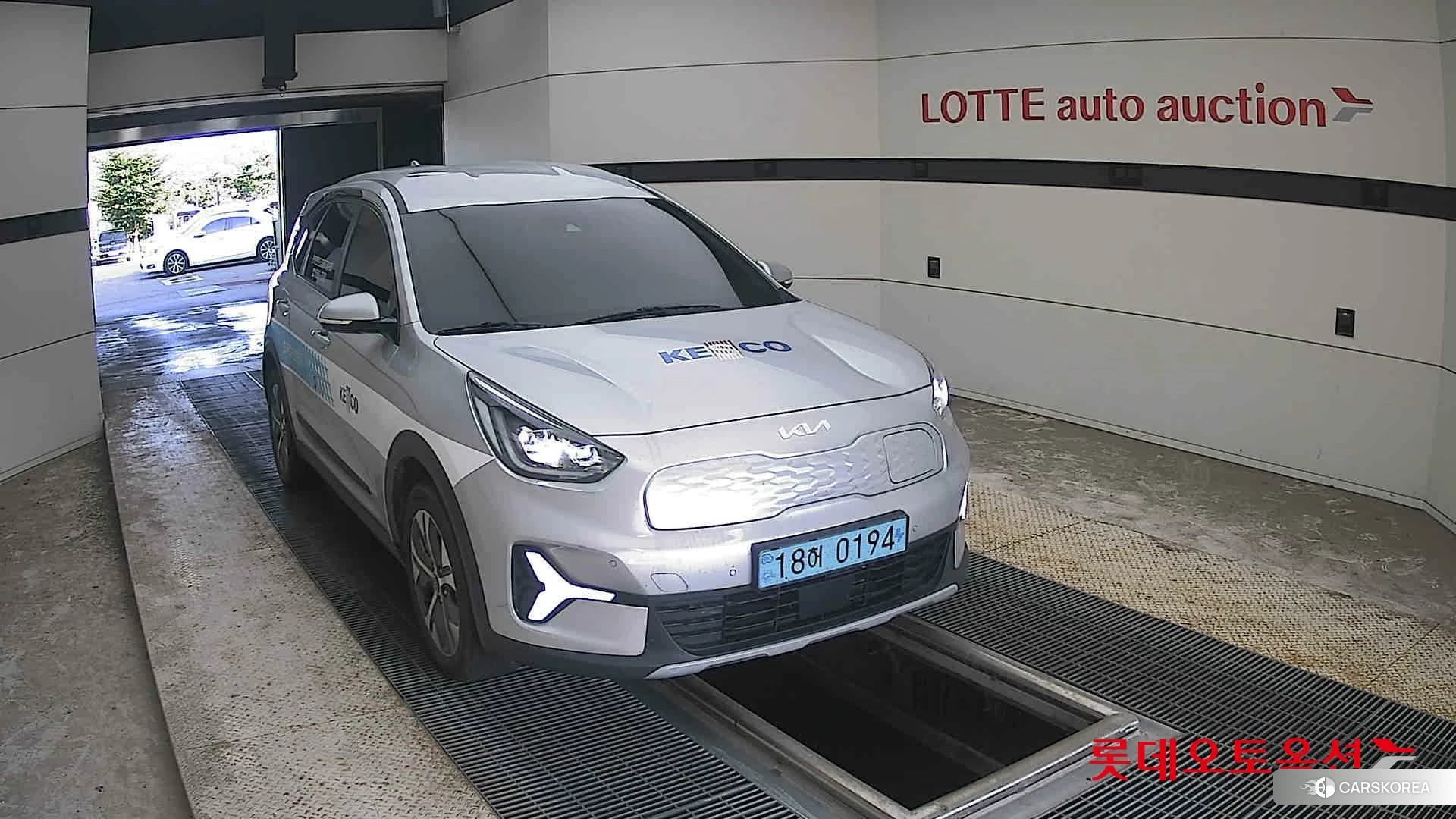 Kia Niro Plus 2023 Sparkling Silver из Кореи, фото 6
