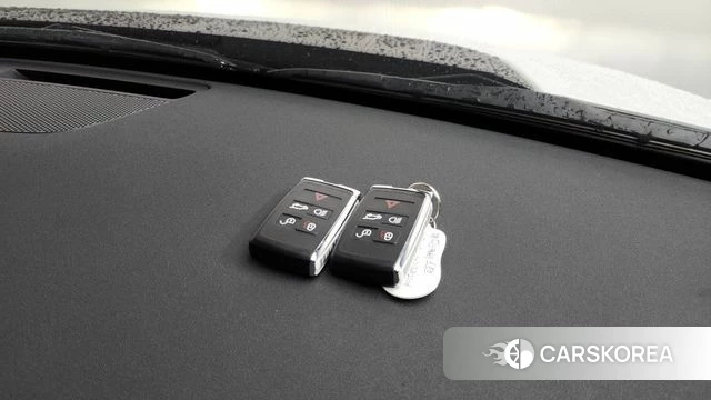 Land Rover Discovery Sports 2nd Generation 2025 Белый из Кореи, фото 6