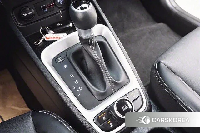 Hyundai Venue 2019 Белый из Кореи, фото 6