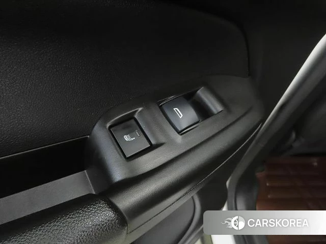 Chevrolet (GM Daewoo) Trailblazer 2023 Белый из Кореи, фото 6