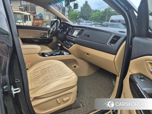Kia The New Carnival 2019 Черный из Кореи, фото 6