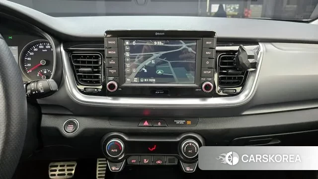 Kia Stonic 2018 Белый из Кореи, фото 6