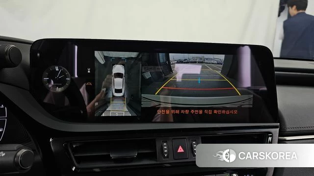 Lexus ES300h 7th generation 2025 Белый из Кореи, фото 6