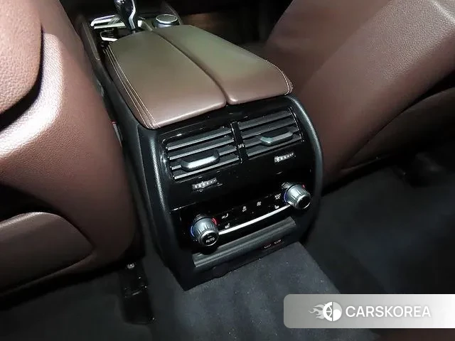 BMW 5 Series (G30) 2021 Серый из Кореи, фото 6