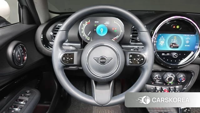 Mini Cooper Clubman 2022 Серебристо-серый из Кореи, фото 6