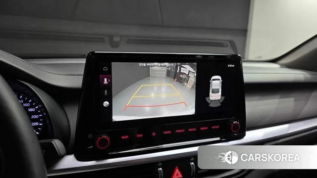 Kia The New K3 2nd generation 2023 Белый из Кореи, фото 6