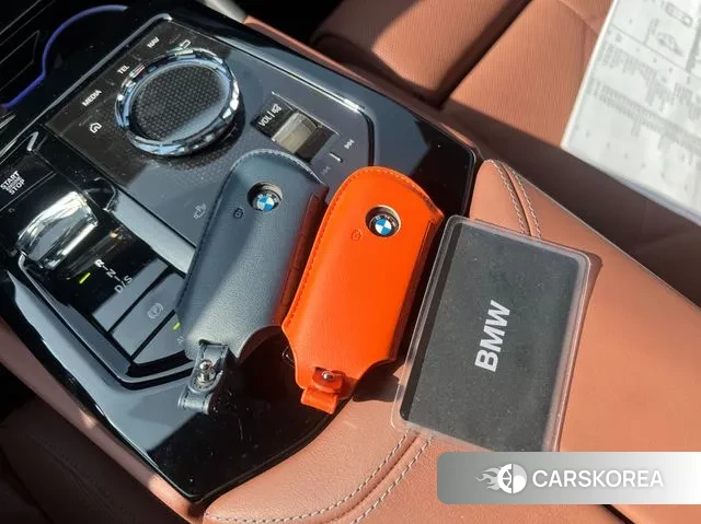 BMW 5 Series (G60) 2025 Белый из Кореи, фото 6