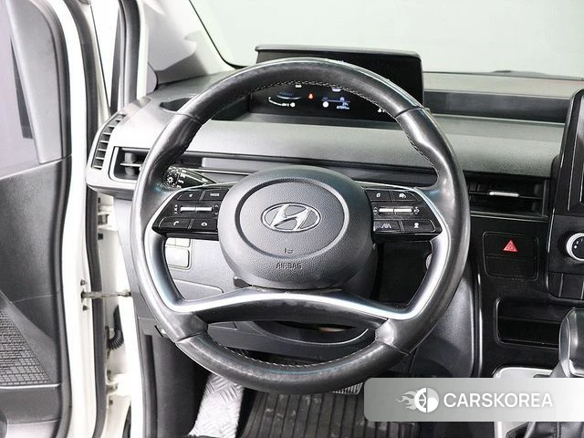 Hyundai Staria 2023 Белый из Кореи, фото 6
