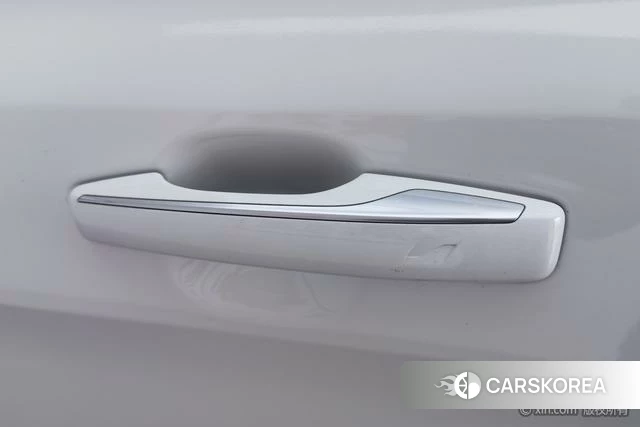 Lynk 01 2019 Белый из Китая, фото 6