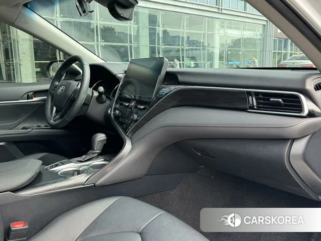Toyota Camry 2022 Белый из Китая, фото 6