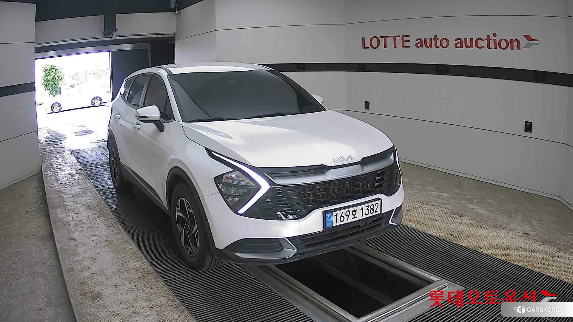 Kia Sportage 2022 Snow White Pearl (optional) из Кореи, фото 6