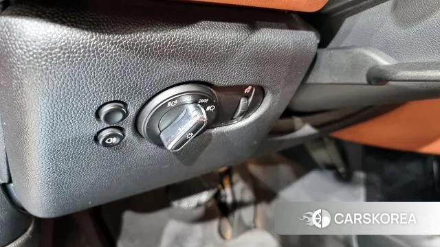 Mini Cooper S 2022 Красный из Кореи, фото 6