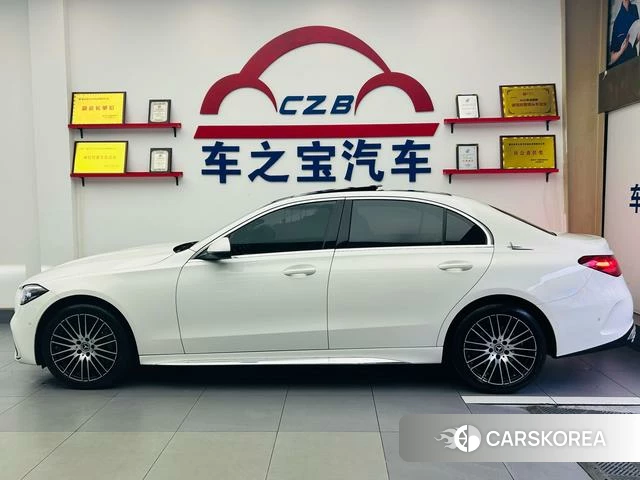 Mercedes-Benz Class C 2022 Белый из Китая, фото 6