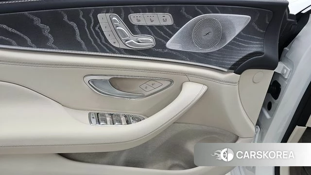 Mercedes-Benz AMG GT 2025 Белый из Кореи, фото 6