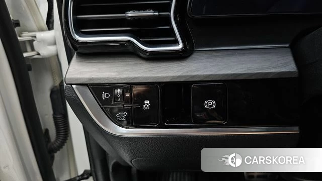 Kia Sportage 5th Generation 2023 Белый из Кореи, фото 6