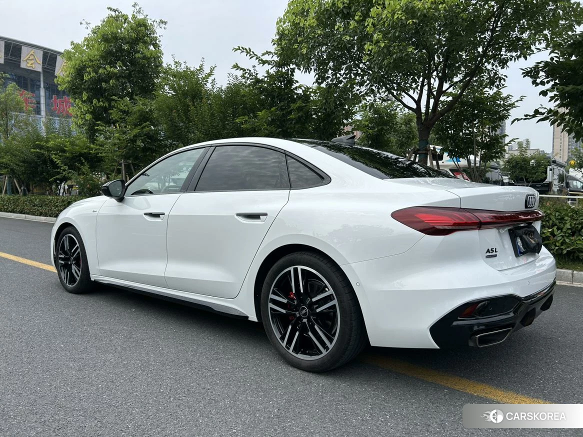 Audi A5L 2025 Белый из Китая, фото 6