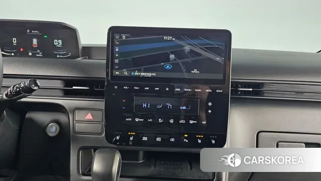 Hyundai Staria 2023 Серебряный из Кореи, фото 6