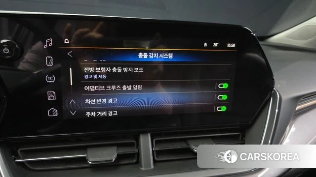 Chevrolet (GM Daewoo) Trax Crossover 2024 Черный из Кореи, фото 6