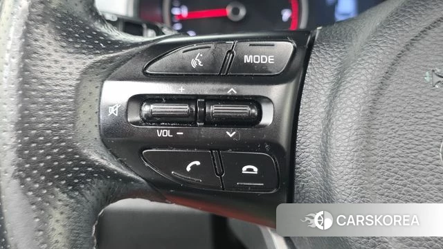 Kia Stonic 2018 Белый из Кореи, фото 6