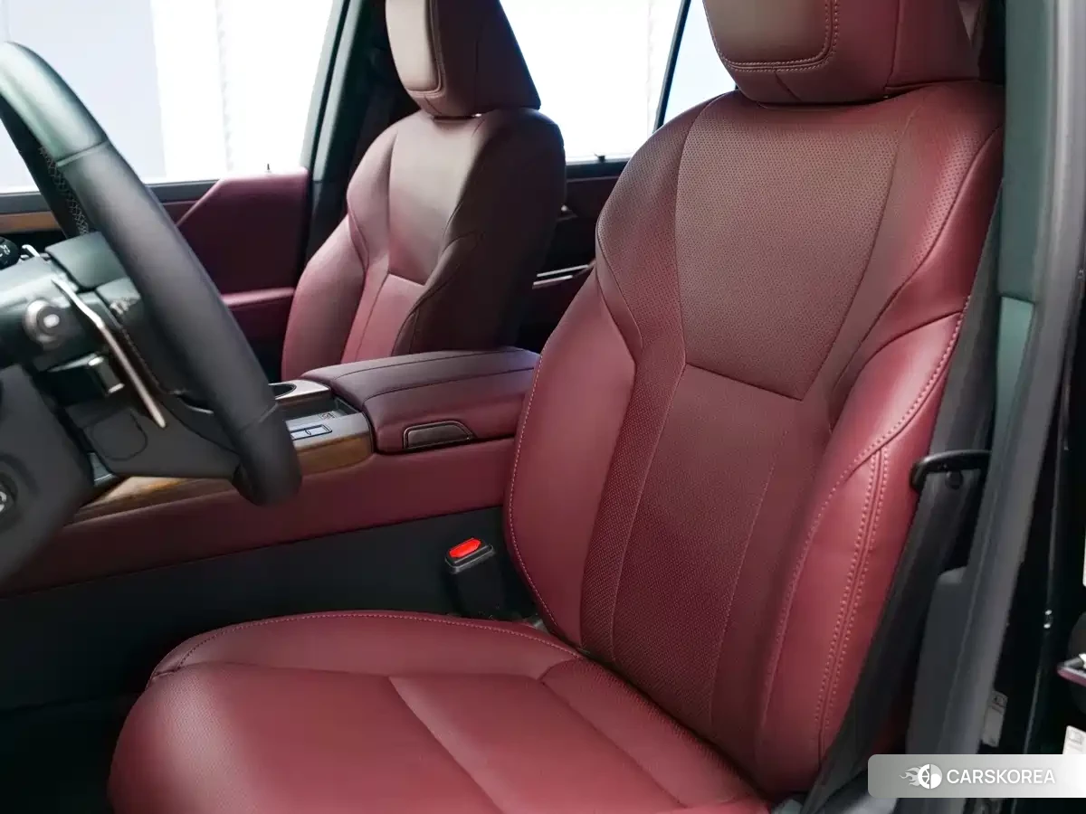 Lexus LX 2026 Черный из Китая, фото 6