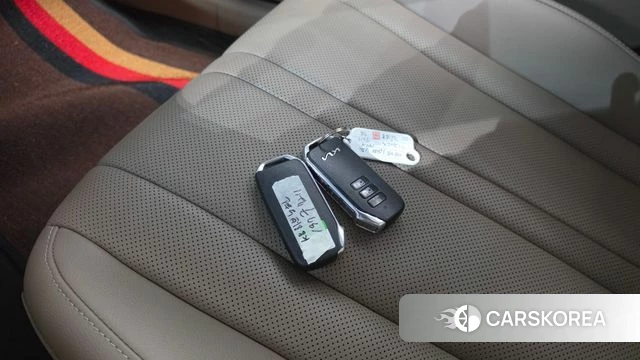 Kia K8 Hybrid 2023 Белый из Кореи, фото 6