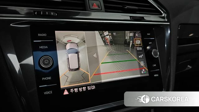 Volkswagen Tiguan Allspace 2020 Белый из Кореи, фото 6