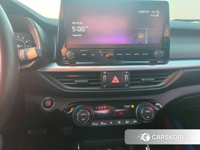 Kia The New K3 2nd generation 2021 Черный из Кореи, фото 6