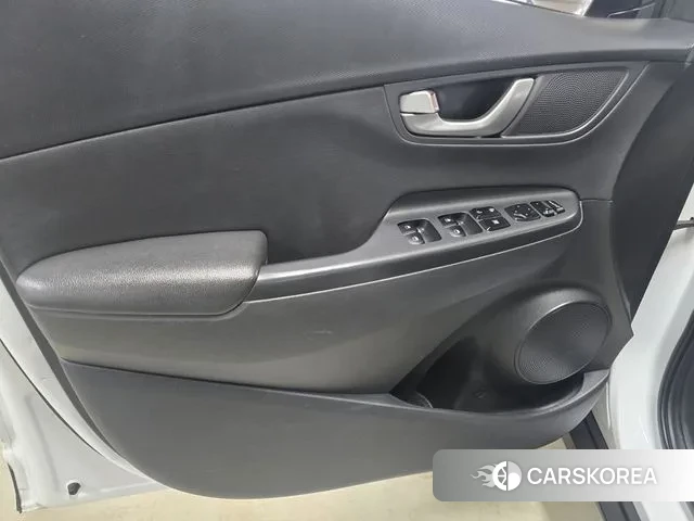 Hyundai Kona 2019 Белый из Кореи, фото 6