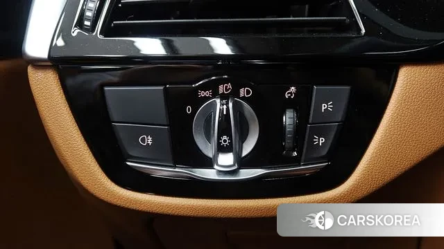BMW 5 Series (G30) 2022 Черный из Кореи, фото 6