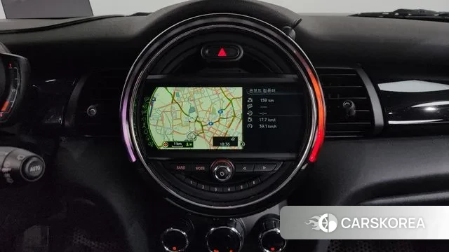 Mini Cooper D 2018 Черный из Кореи, фото 6