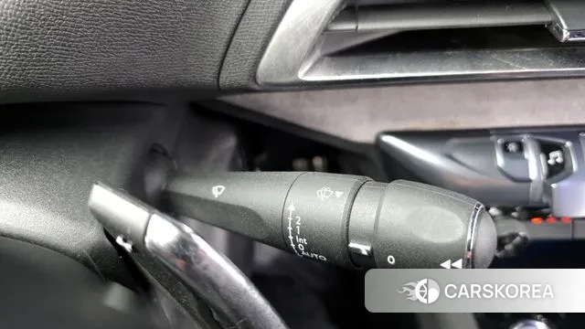 Peugeot 5008 second generation 2018 Черный из Кореи, фото 6