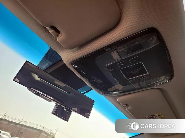 Hyundai Staria 2021 Серебряный из Кореи, фото 6