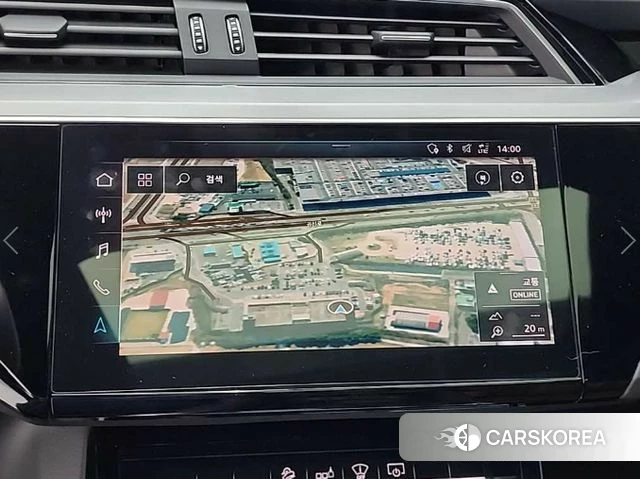 Audi e-Tron 2020 Белый из Кореи, фото 6