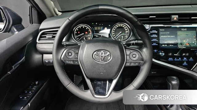 Toyota Camry (XV70) 2018 Песочный из Кореи, фото 5