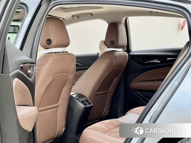 Buick Regal 2023 Темно-серый из Китая, фото 6
