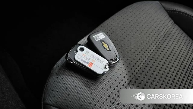Chevrolet (GM Daewoo) Trax Crossover 2023 Черный из Кореи, фото 6