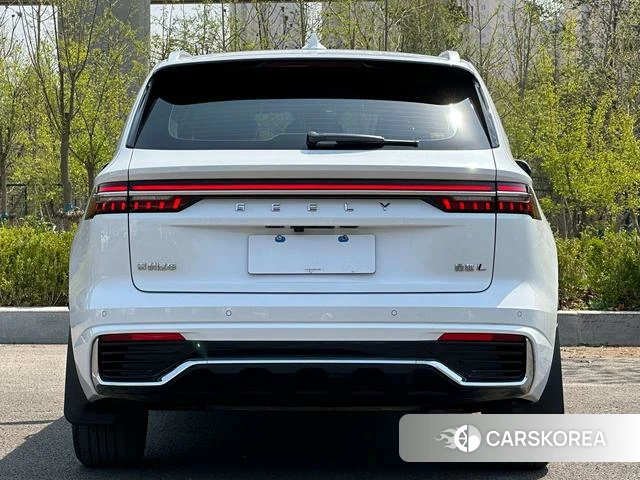Geely Automobile Xingyue L 2025 Белый из Китая, фото 6