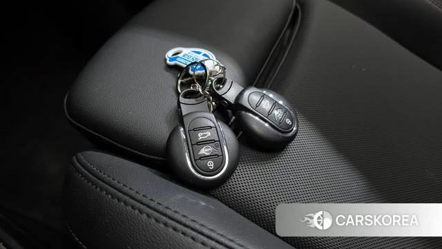 Mini Cooper D Countryman 2022 Серебряный из Кореи, фото 6