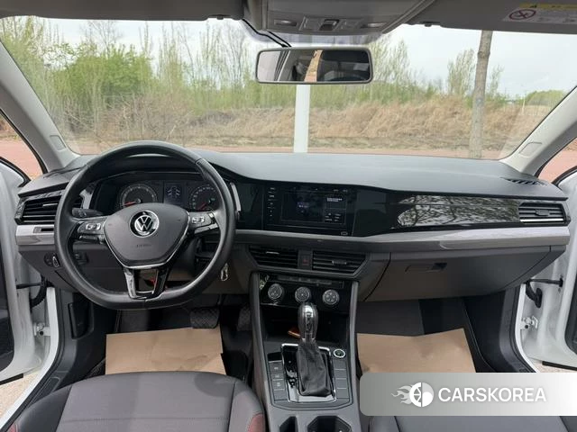 Volkswagen Bora 2022 Белый из Китая, фото 6